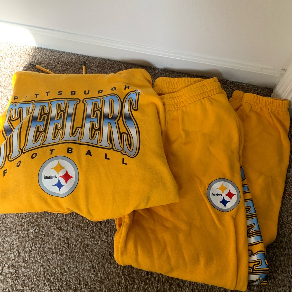 Steelers jogger and hoodie set